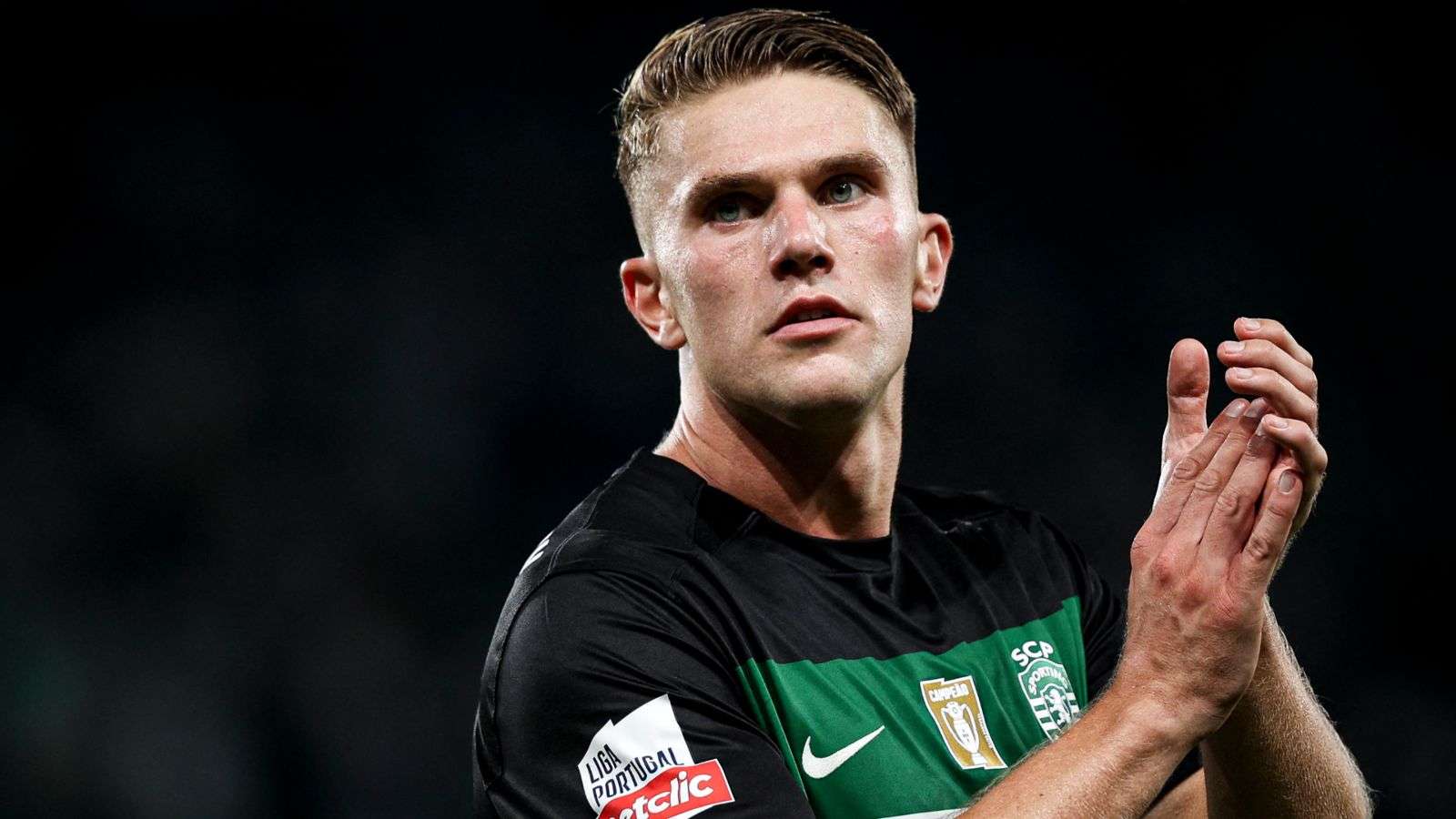 在对手禁区 在对手禁区