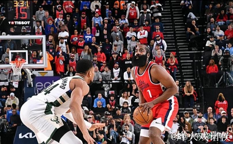 哈登爆发砍下40分快船击败雄鹿 太阳终结奇才13连败 哈登爆发砍下40分快船击败雄鹿 太阳终结奇才13连败